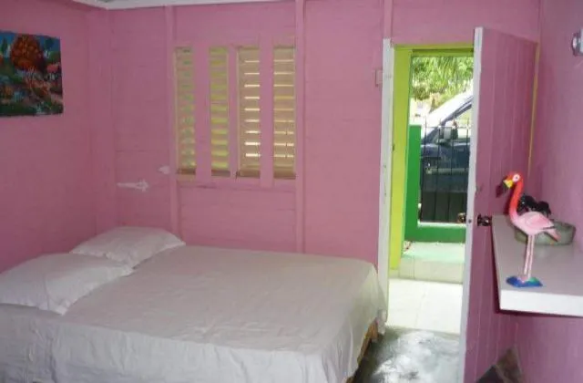 Hotel Cabana Tipica Maura cheap room